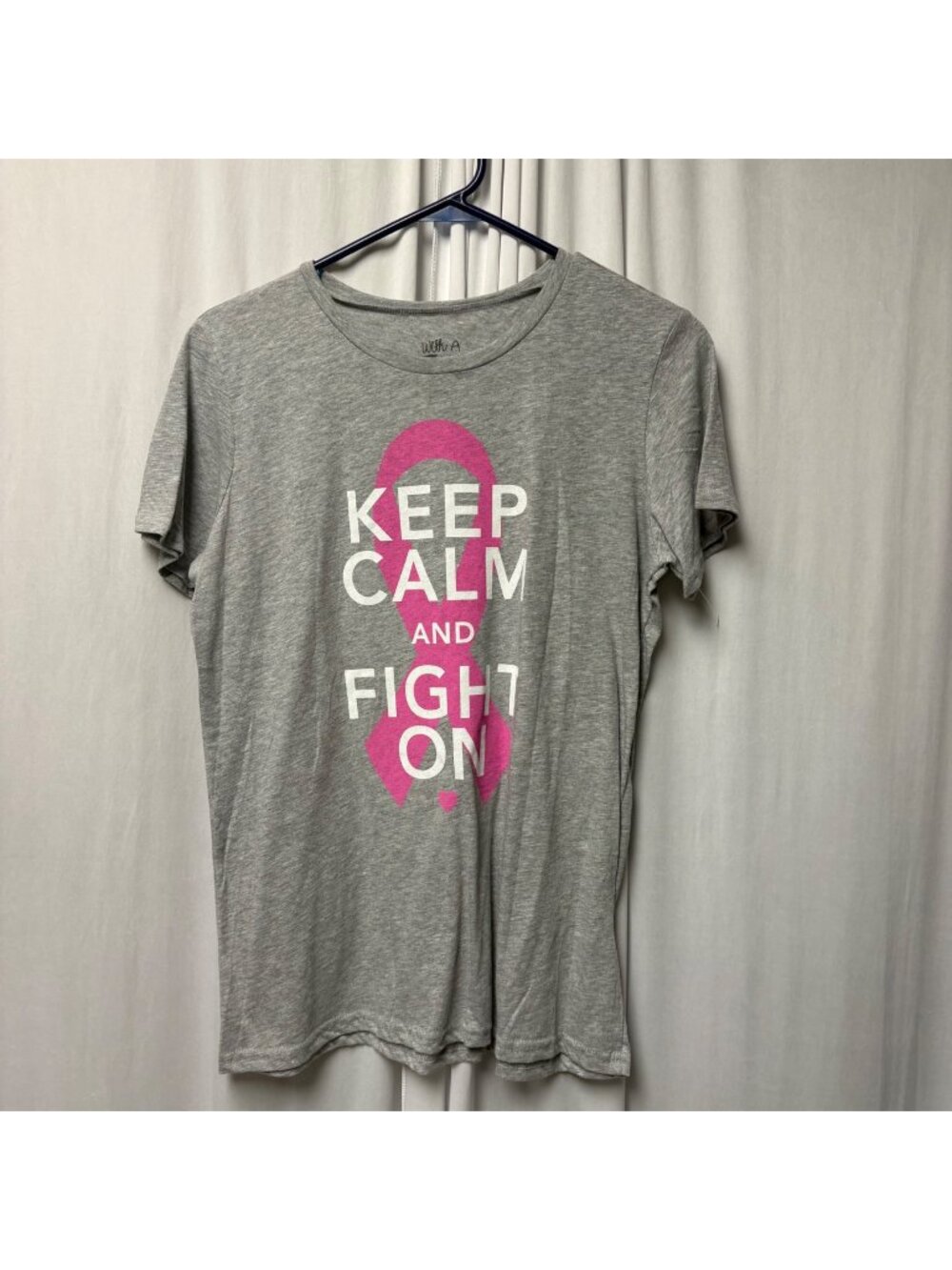 Keep Calm and Fight on Pink Ribbon Graphic Tee Womens Size Medium Gray T-Shirt
